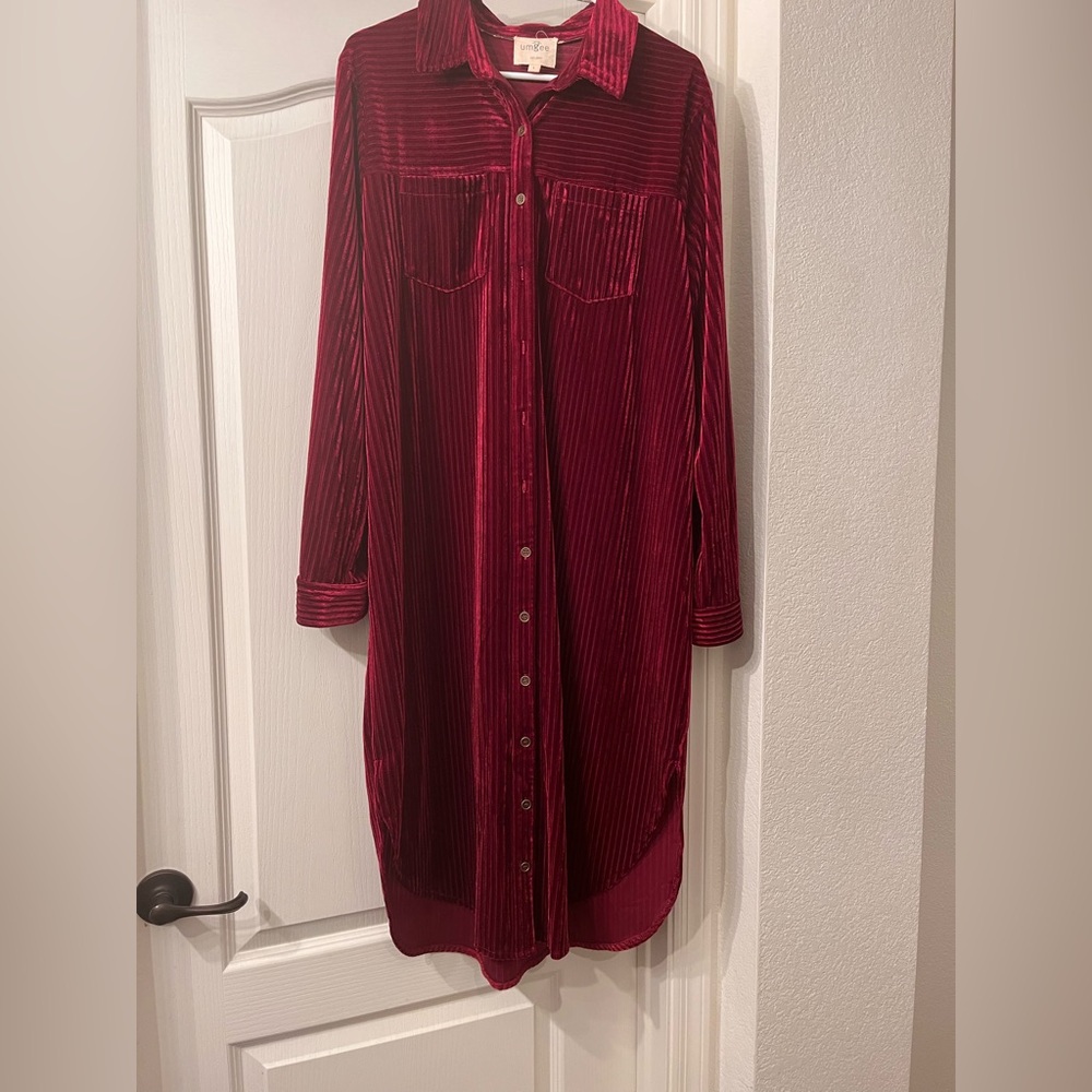 UMGEE- Velvet Button-Front Shirt Dress in Deep Burgundy